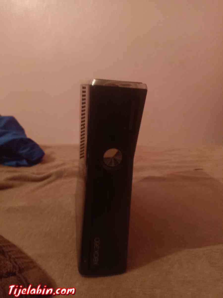 XBOX 360 SLIM