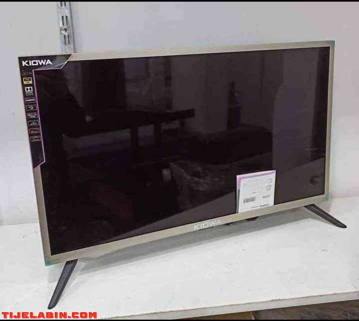 أبعاد الشاشة: 32 بوصة.
تلفاز بشاشة مسطحة.
دقة عالية FULL HD.