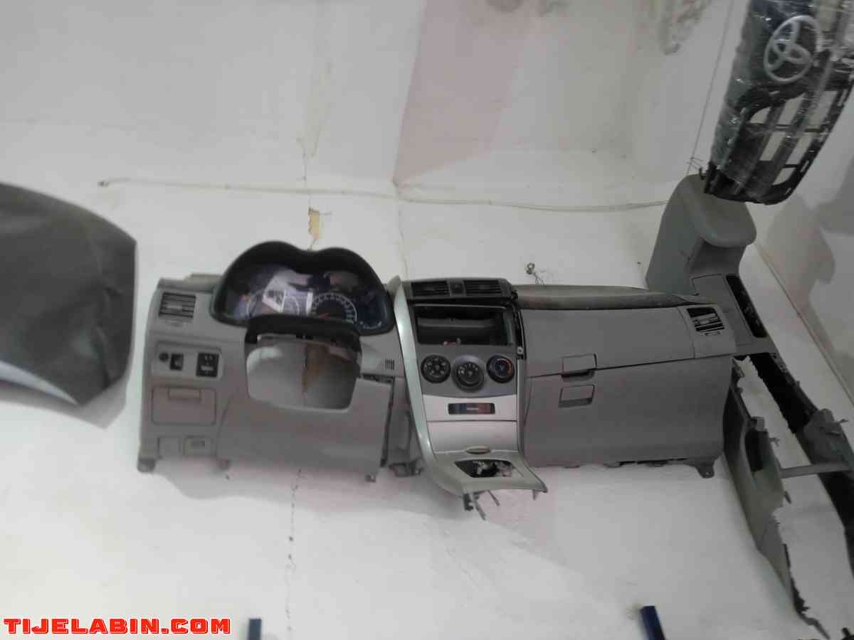 قطع غيار سيارات طويوطا مستعمله