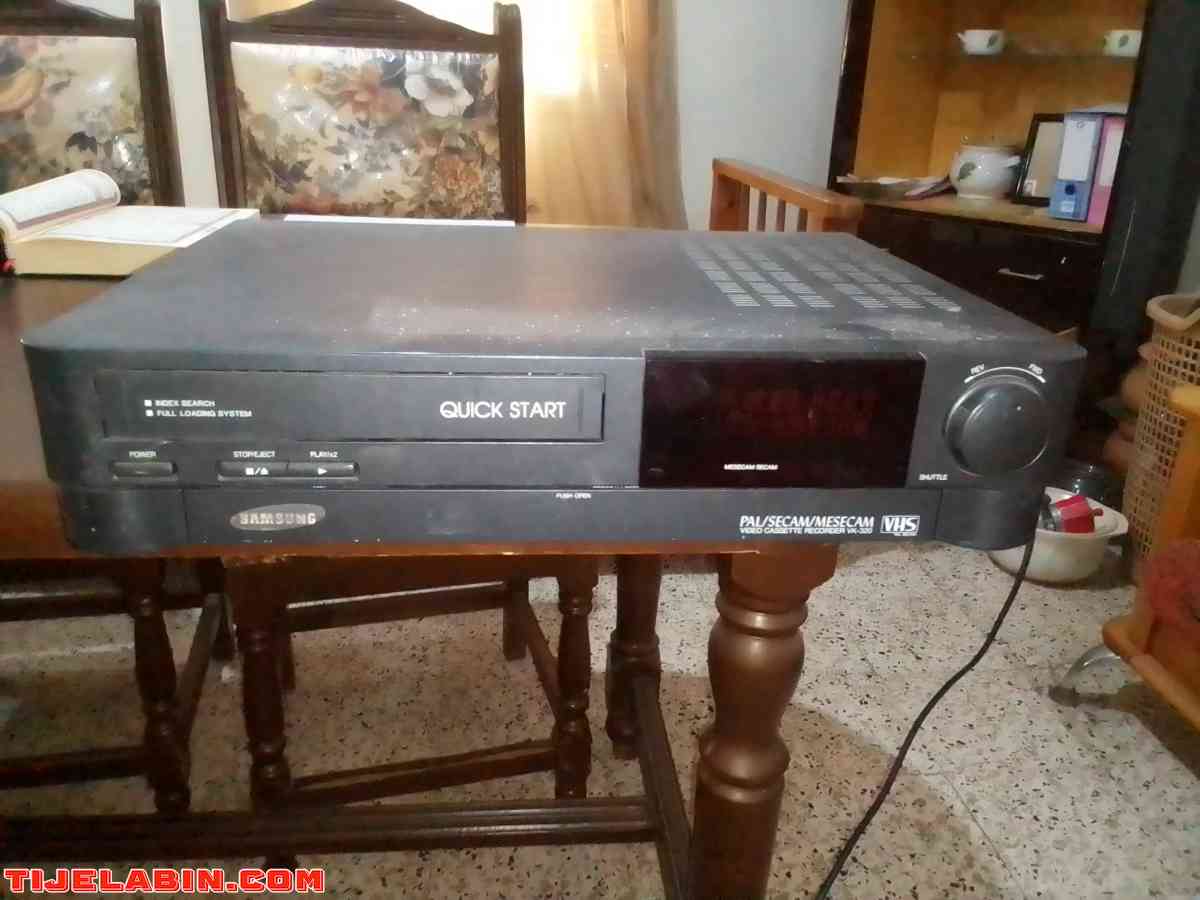 lecteur de cassettes vidéo