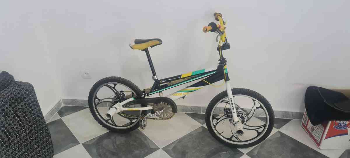bmx tri prope