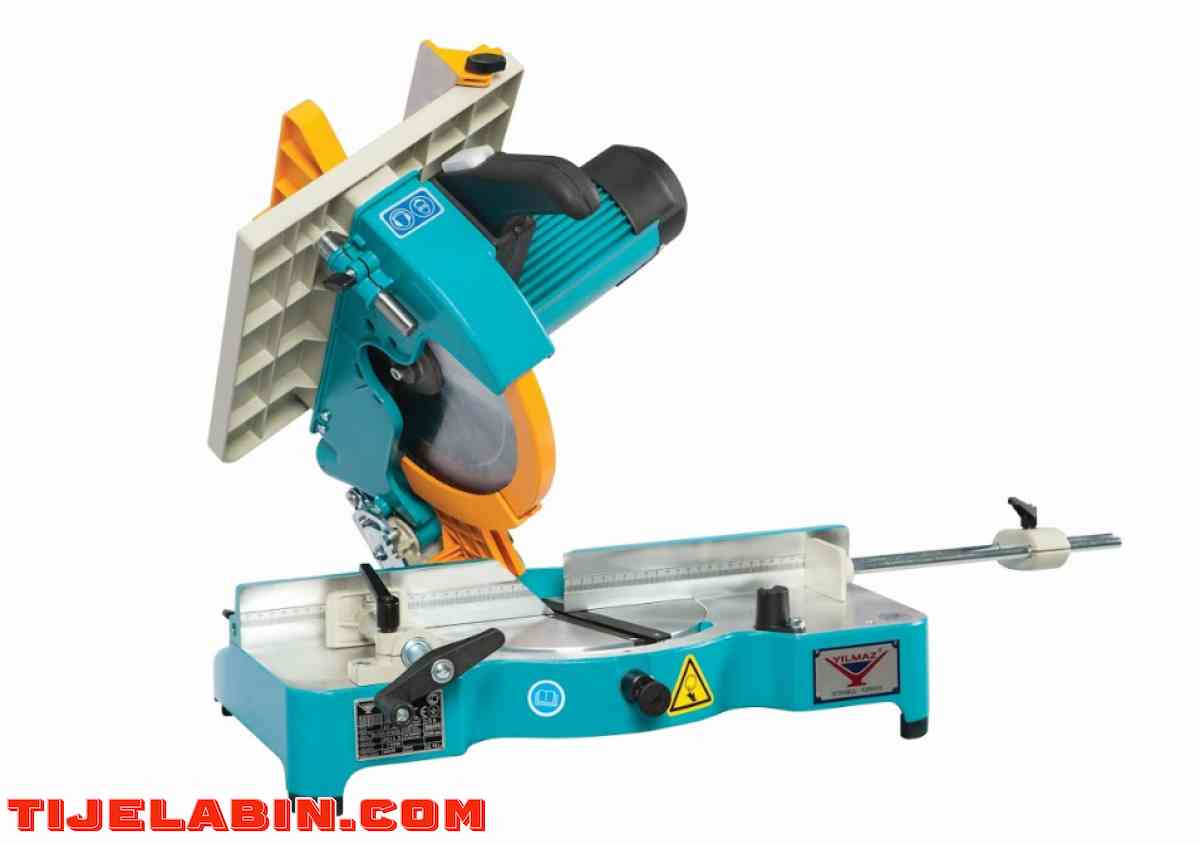 KY 305 Tronçonneuse Portative