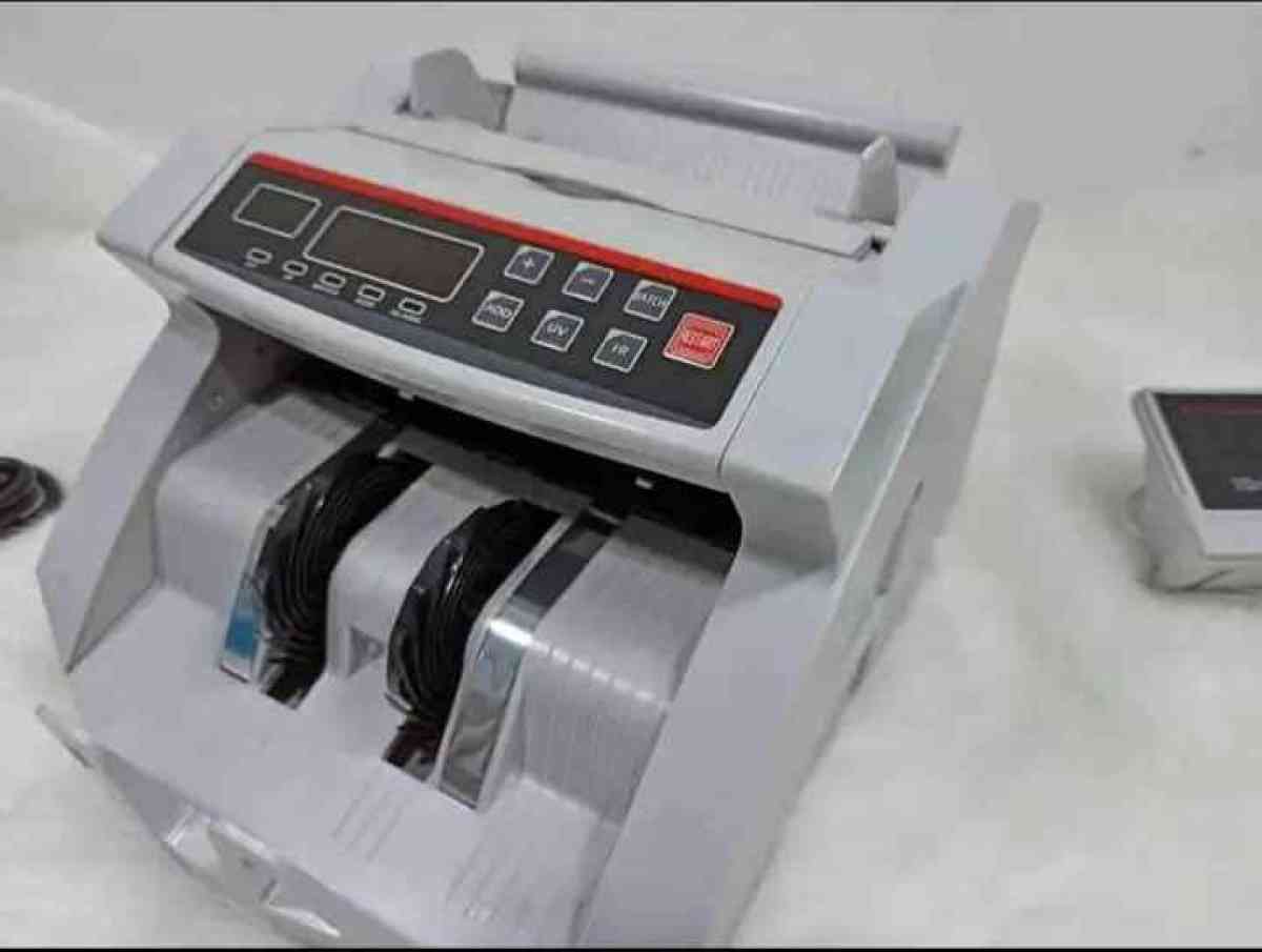 ألة عد النقود bille counter  عدادة نقود مع كشف تزوير للعملات