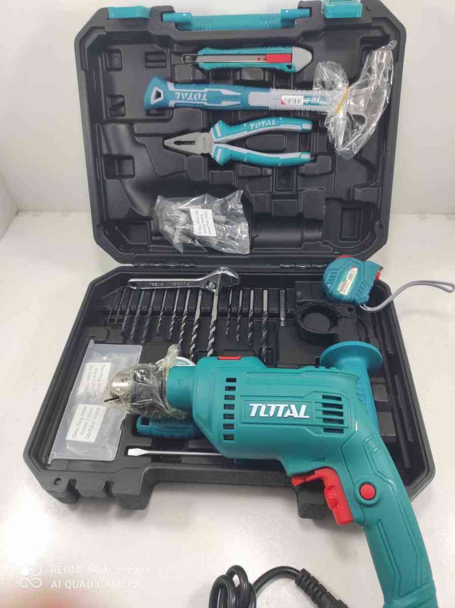 عدنا اليكم من جديد بحقيبة معدات مع مثقاب كهربائي قوي