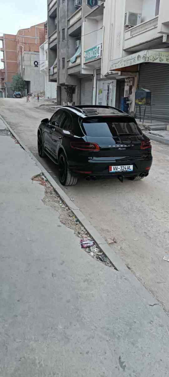 porshe macan