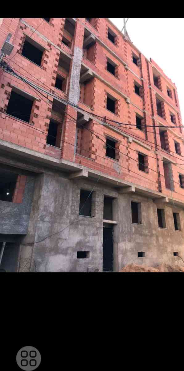 شقة نوع f4 بمساحة117