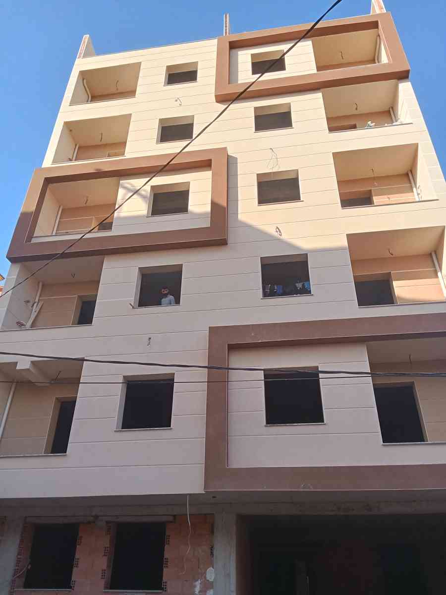 F4 سومي فيني للبيع