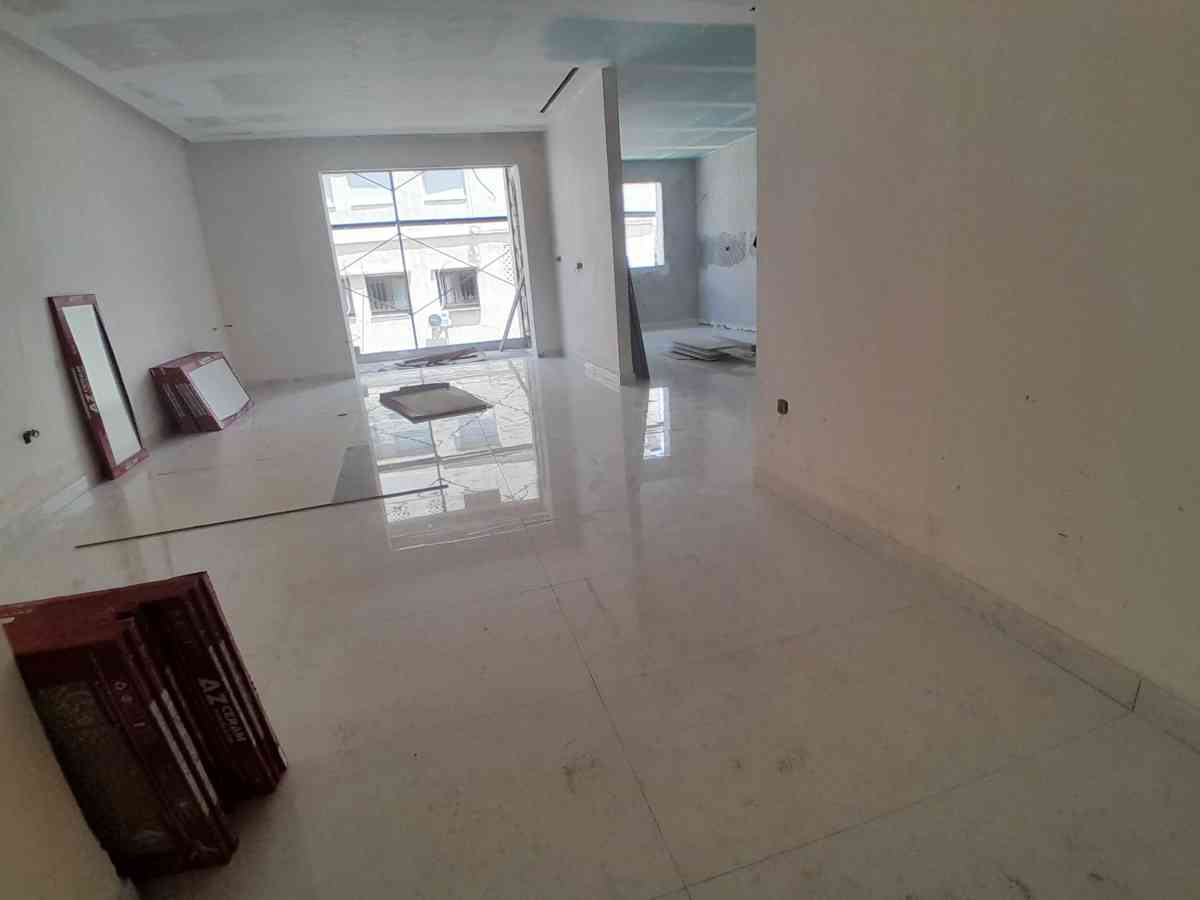 joli F3 F4 F5 d a vendre Kouba rsidence de standing