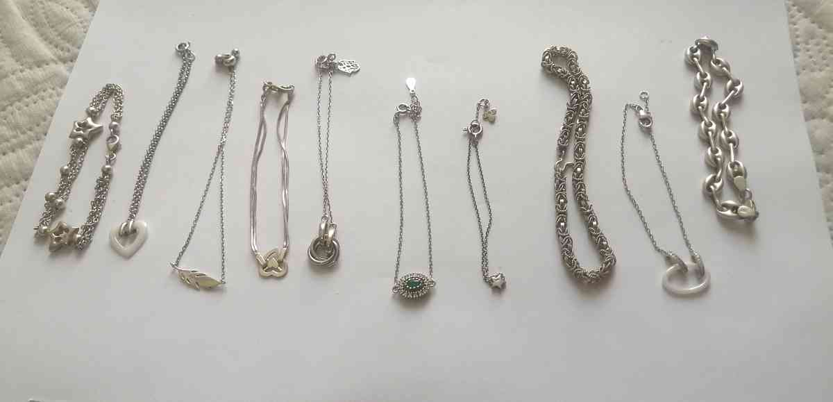 سناسل وخواتم فضة عيار 925