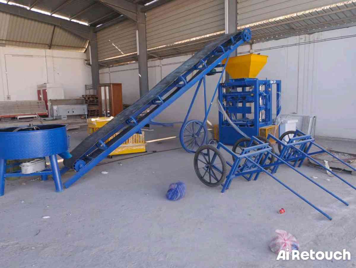 آلة صنع القوالب المجمعة من الخرسانة  جديدة لم تستعمل