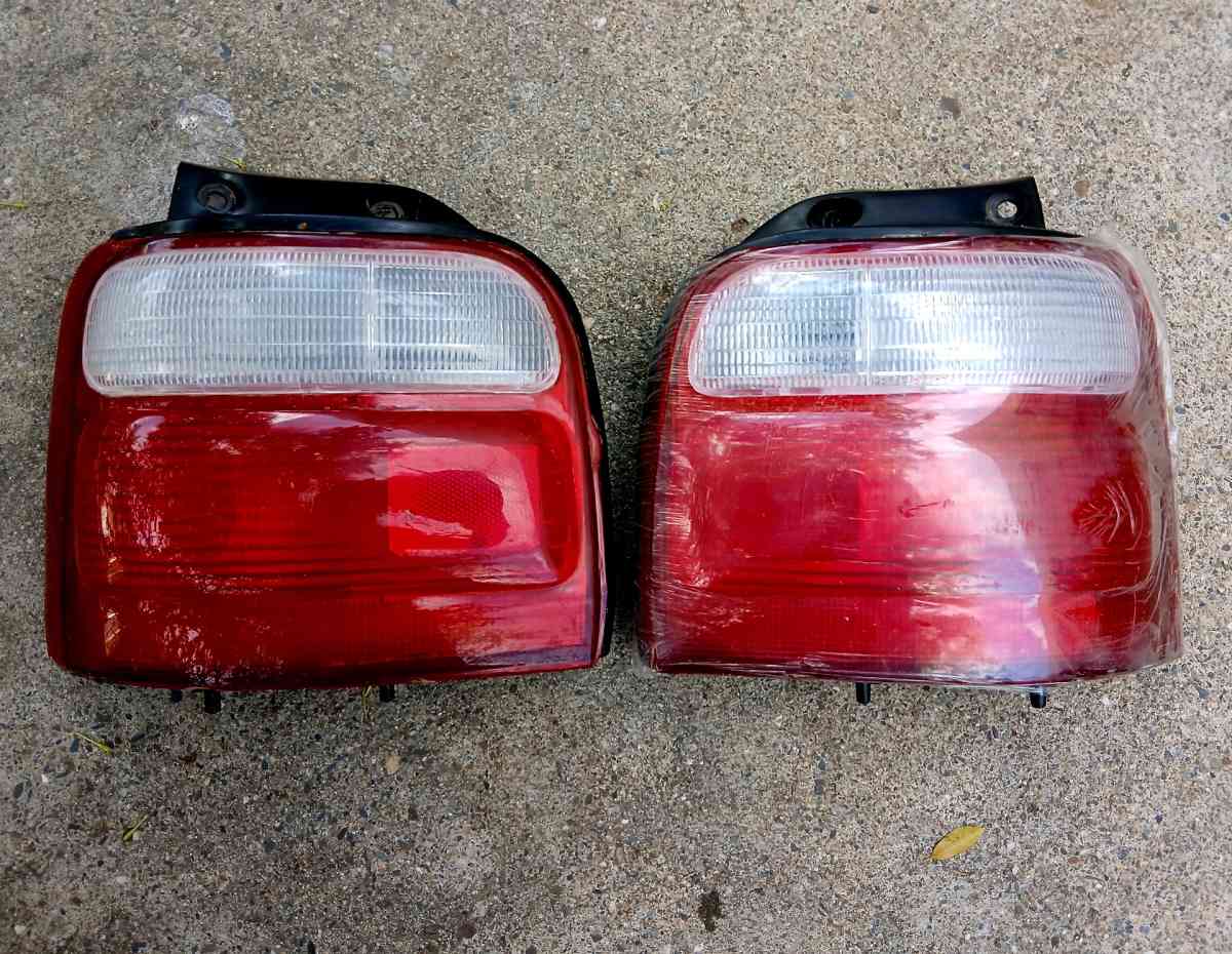 feux de stop maruti 1000 zen