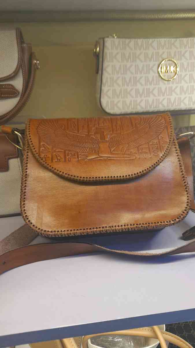 شنطه جلد hand made