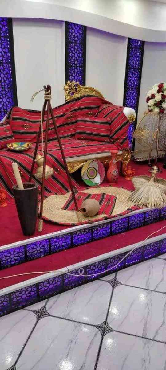 ملابس أعراس تقليدية للبيع وخياطة