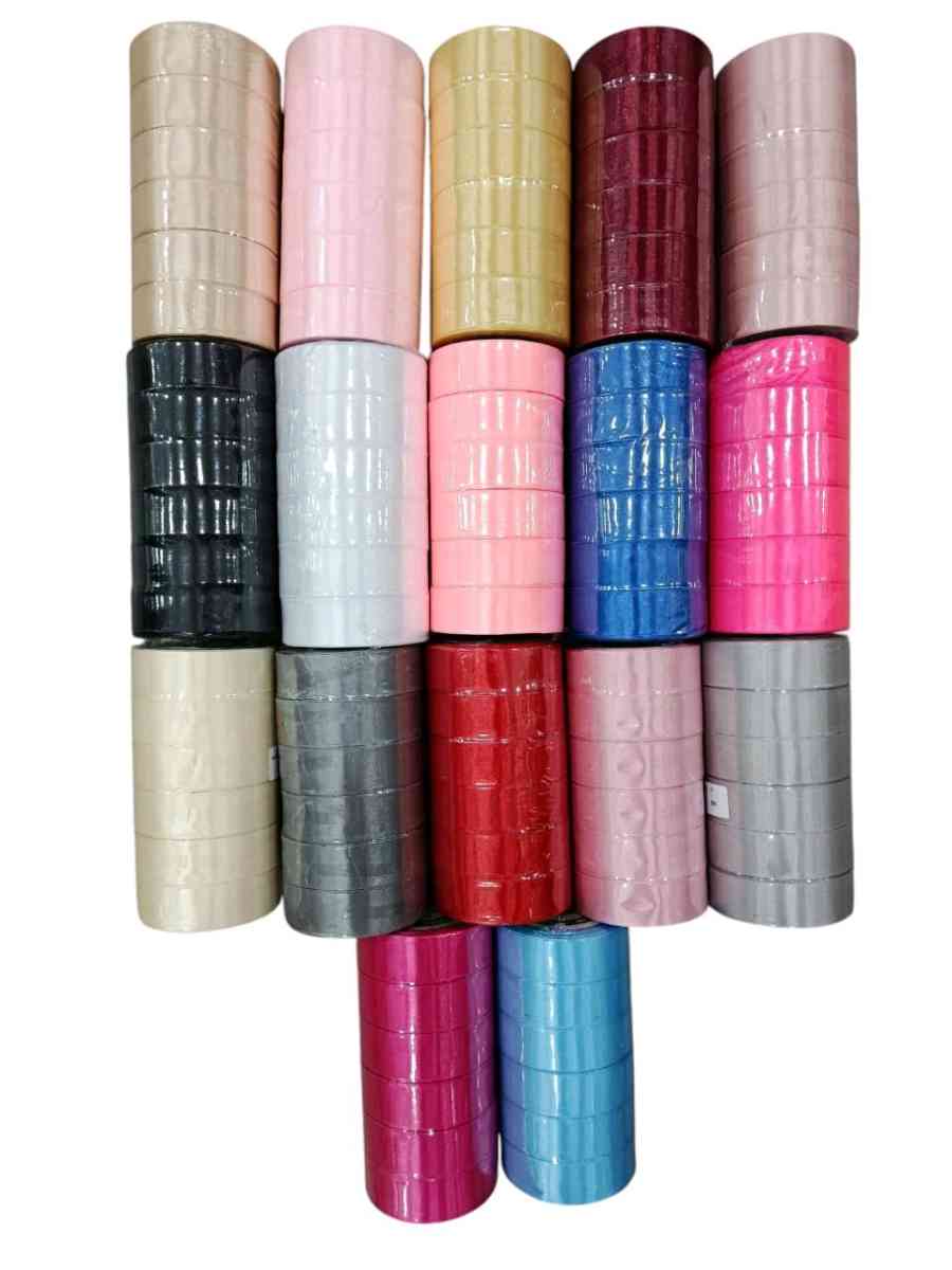 أدوات الخياطة والطرز