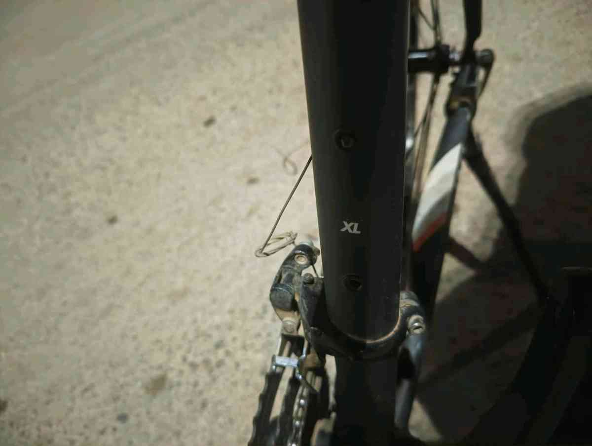 دراجة هوائية للسباق تزن 10 كيلوغرام