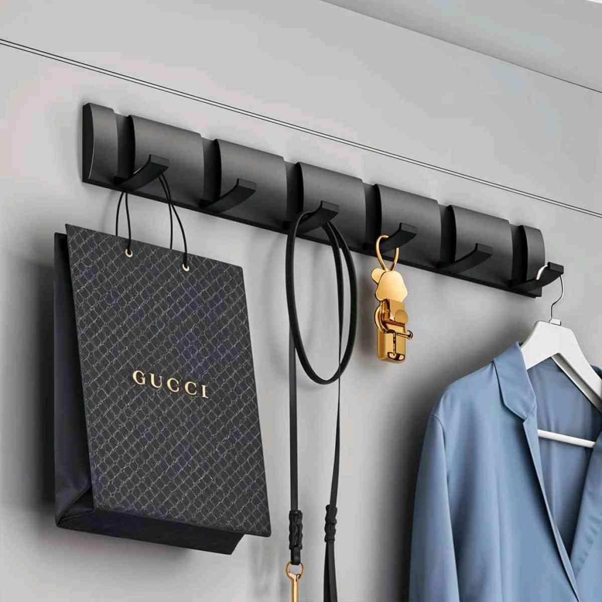 علاقة ملابس متينة وجودة عالية