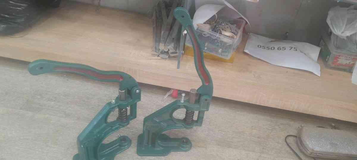 أدوات الخياطة والطرز