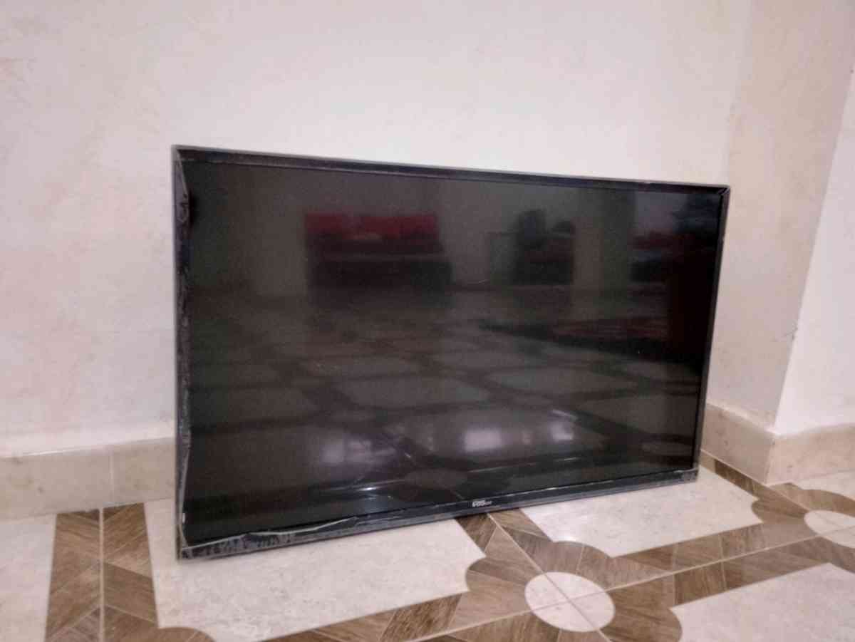 2 TVs deja utilise a vendre