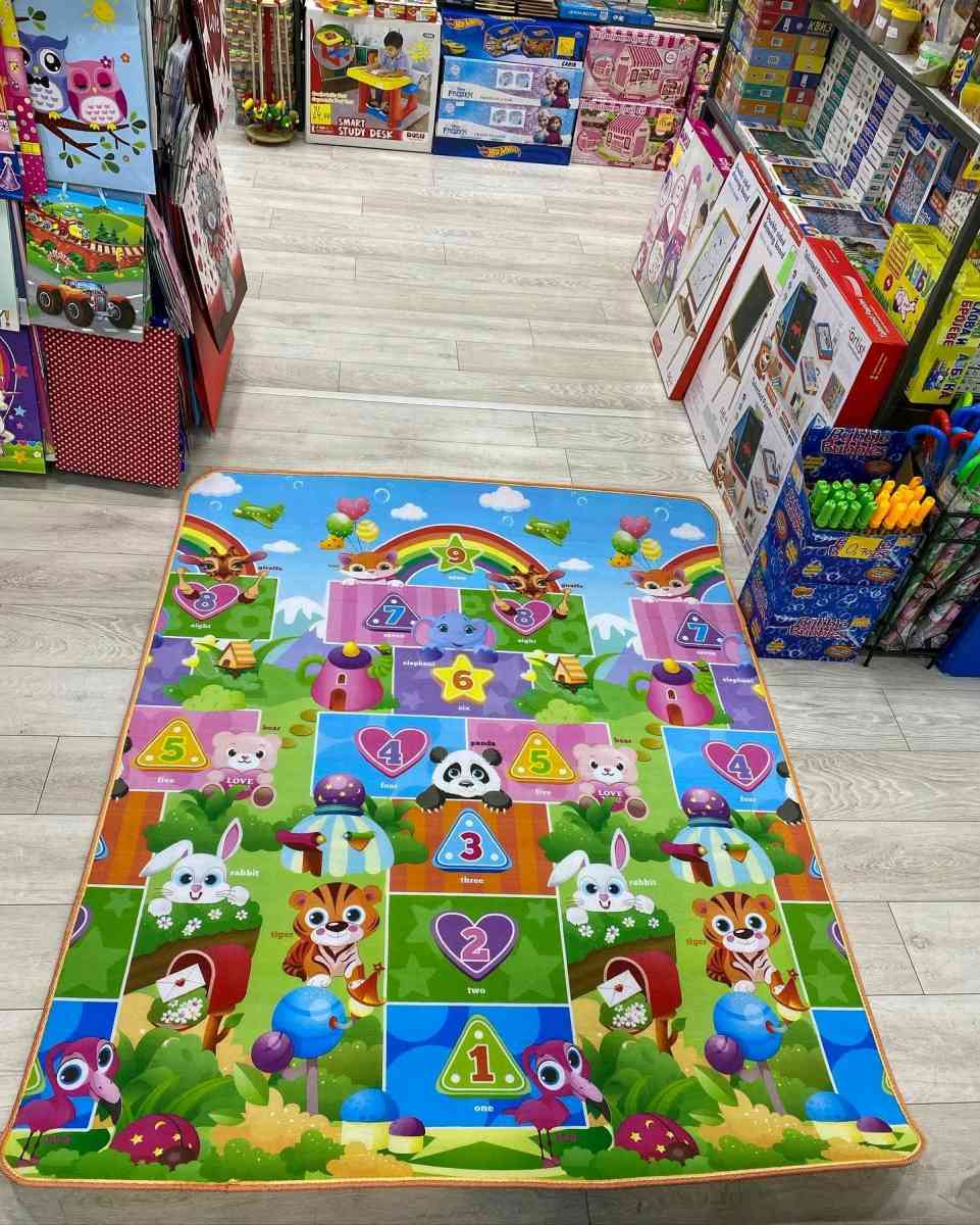 سجادة إسفنجية مقاومة للماء للاطفال 130  170 متر